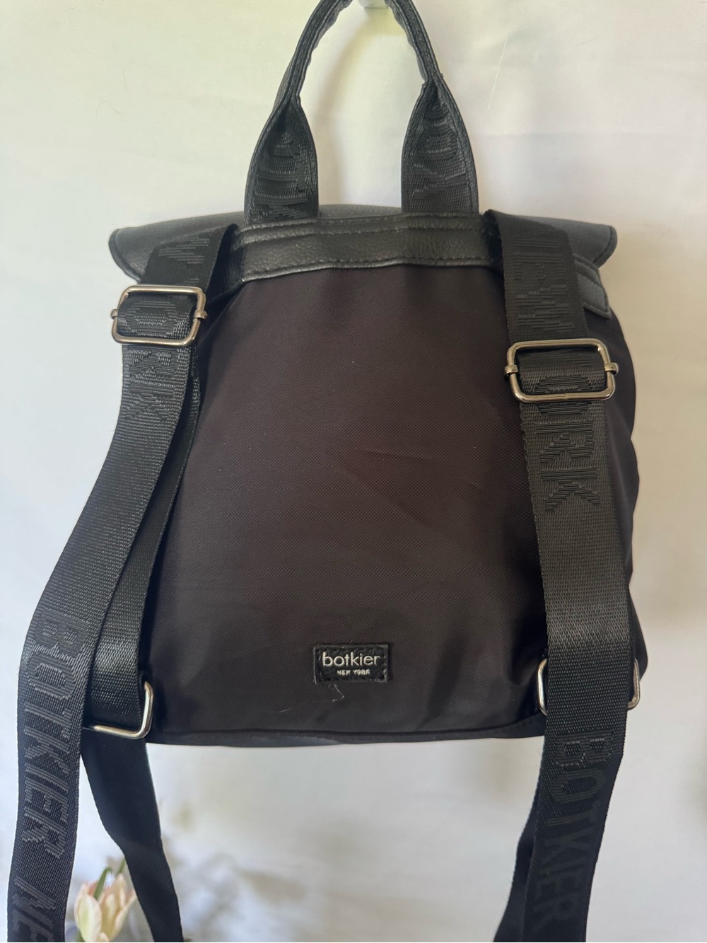 Botkier EUC black nylon & leather med backpack - Picture 3 of 7